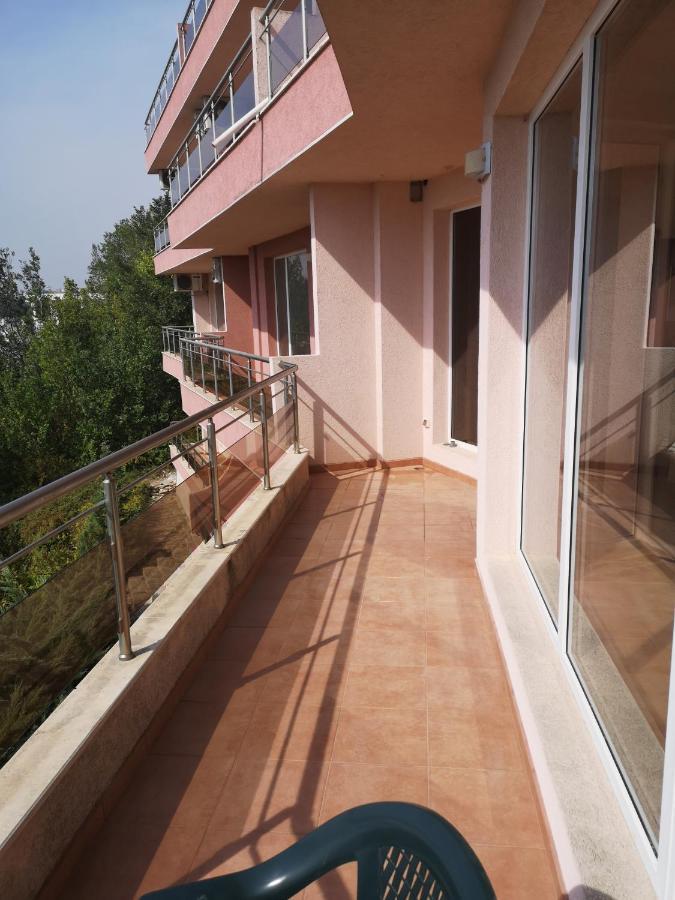 Seaview Apartment Complex Karia Kavarna Kültér fotó